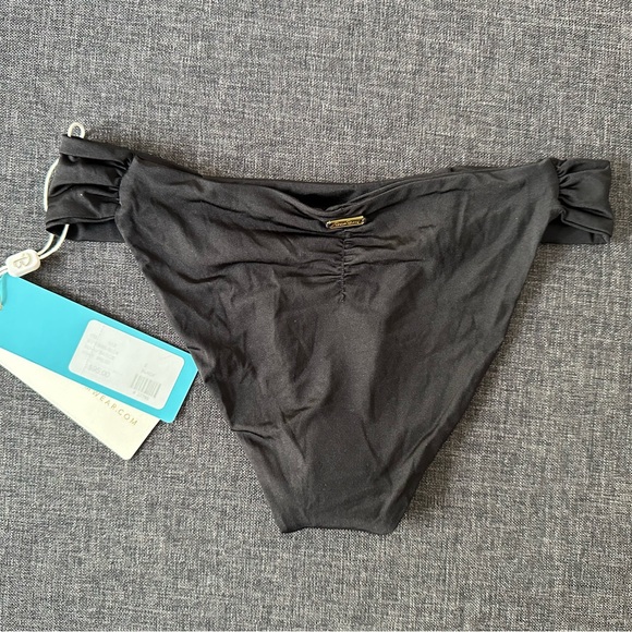 Beach Bunny NWT size small swim bottom - Picture 3 of 4